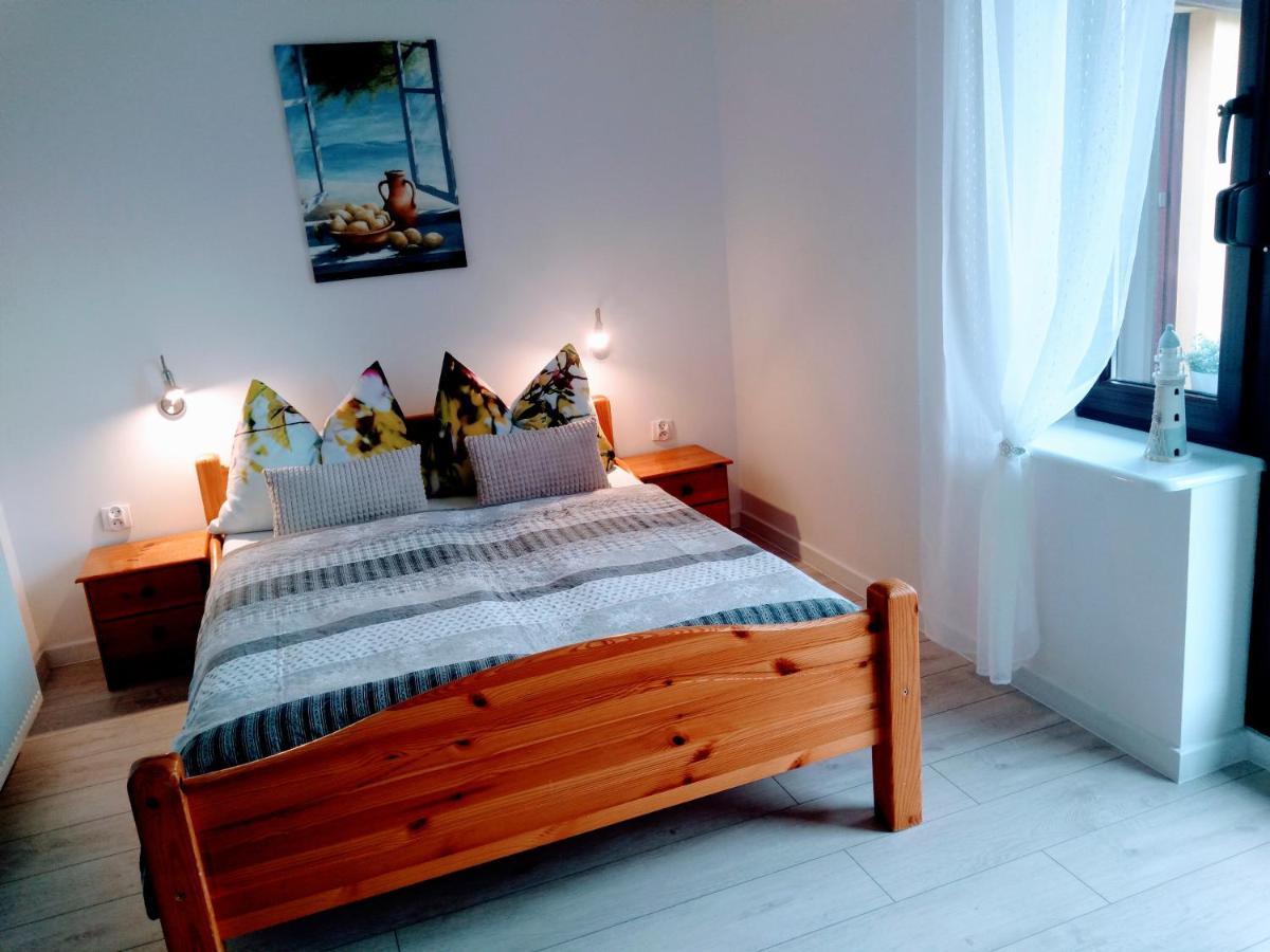 Jarek Apartment โปเบียโรโว ภายนอก รูปภาพ