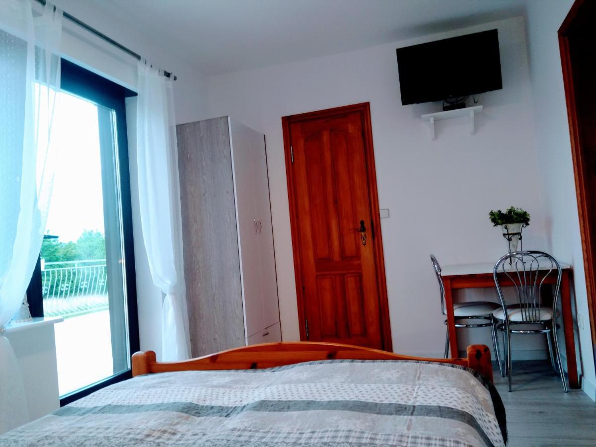 Jarek Apartment โปเบียโรโว ภายนอก รูปภาพ