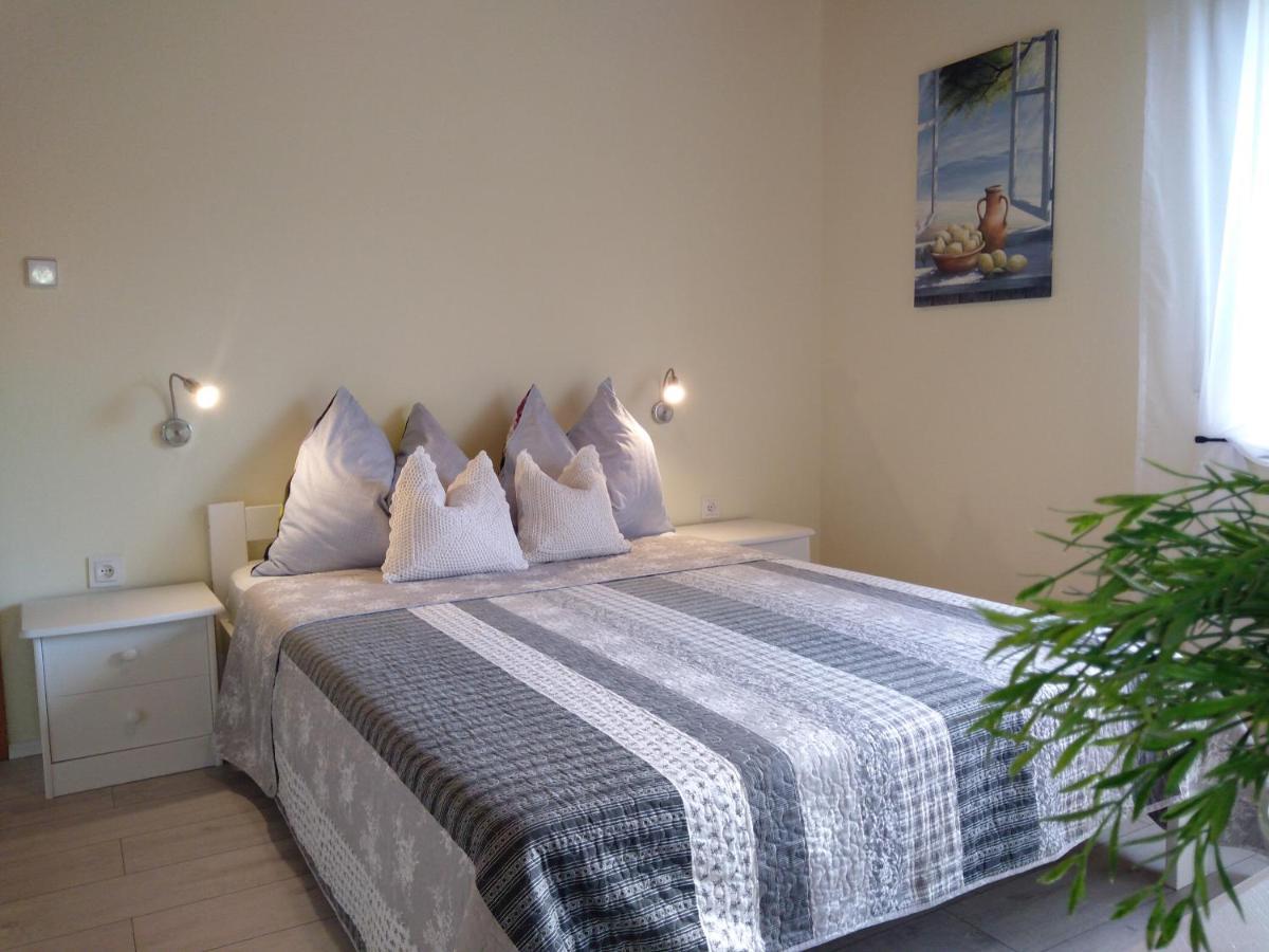 Jarek Apartment โปเบียโรโว ภายนอก รูปภาพ