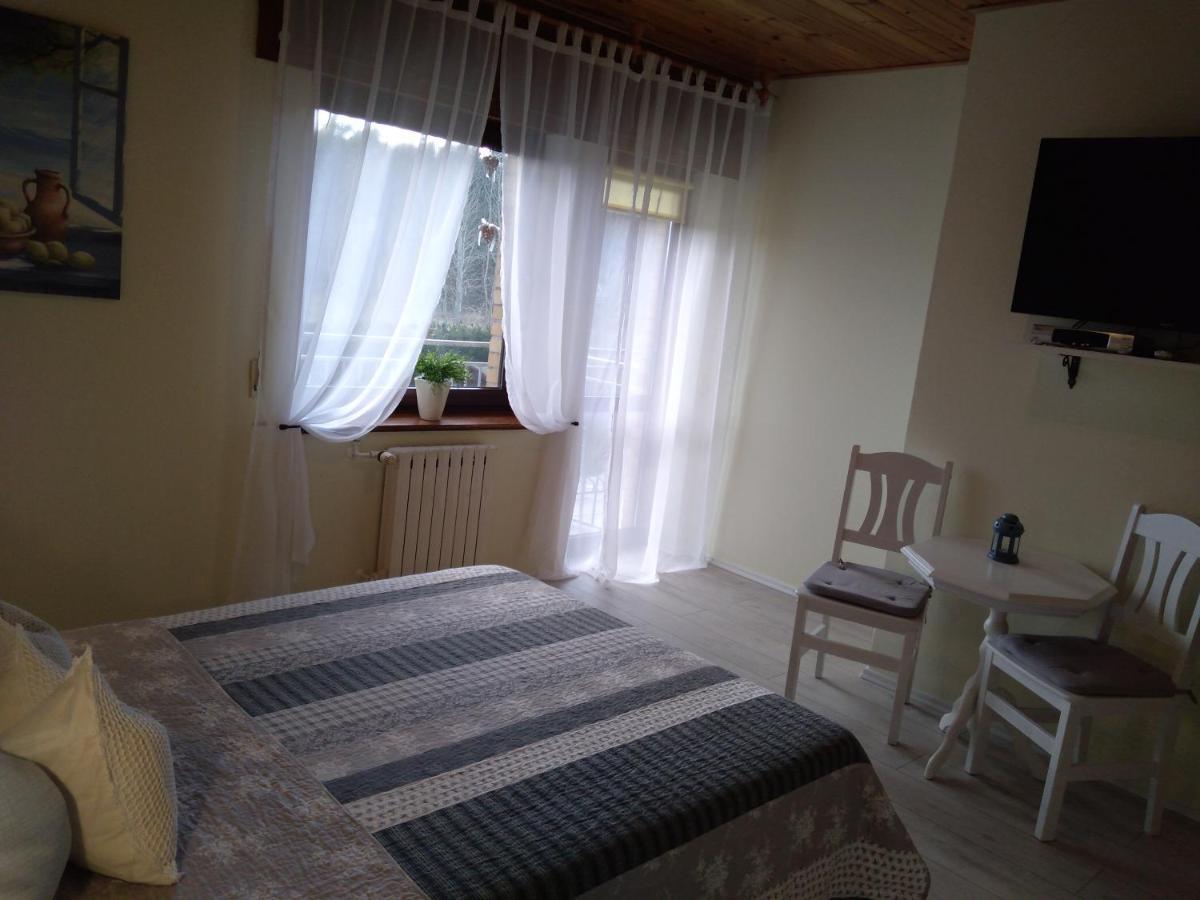 Jarek Apartment โปเบียโรโว ภายนอก รูปภาพ